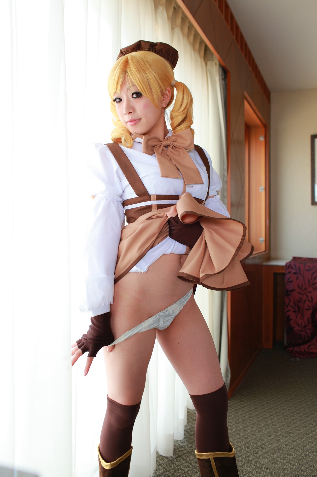 [Cosplay]  Mahou Shoujo Madoka Magika - New Mami Tomoe Hot Cosplay 1